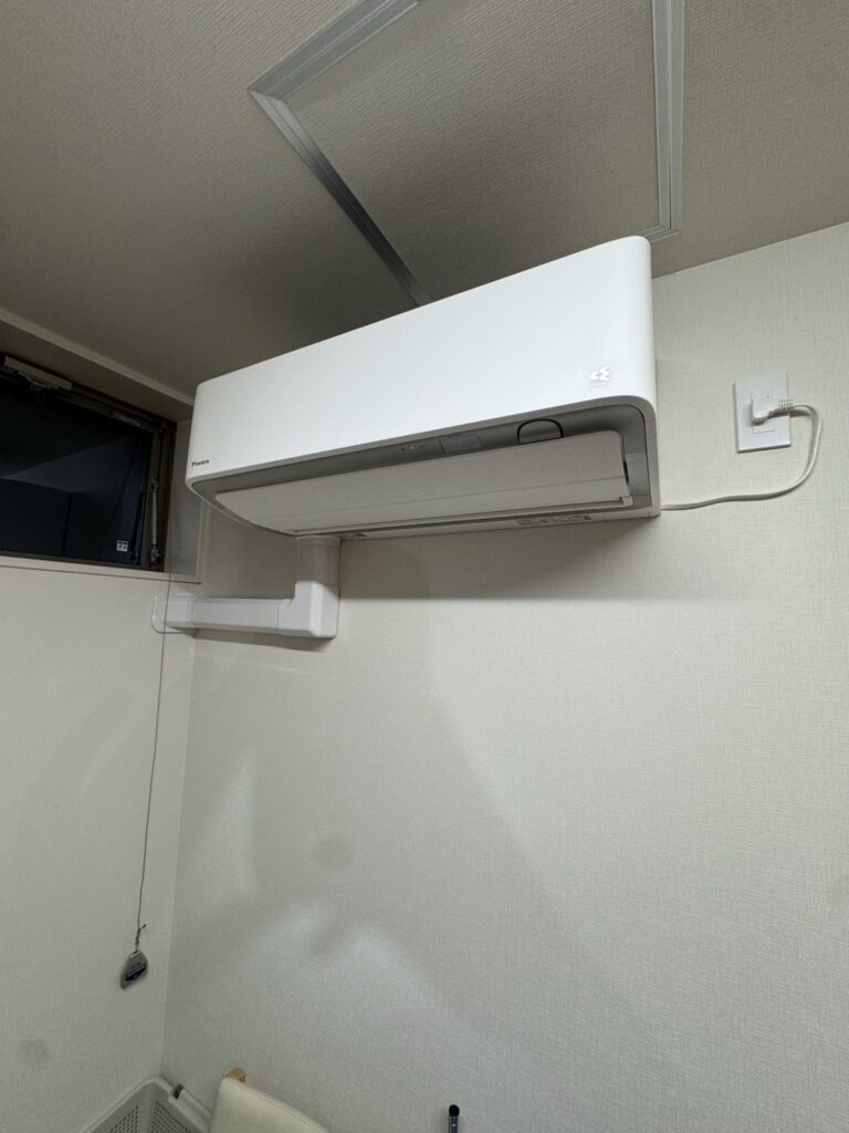 【施工事例】ルームエアコン新設工事｜名古屋市北区 W様（事務所）